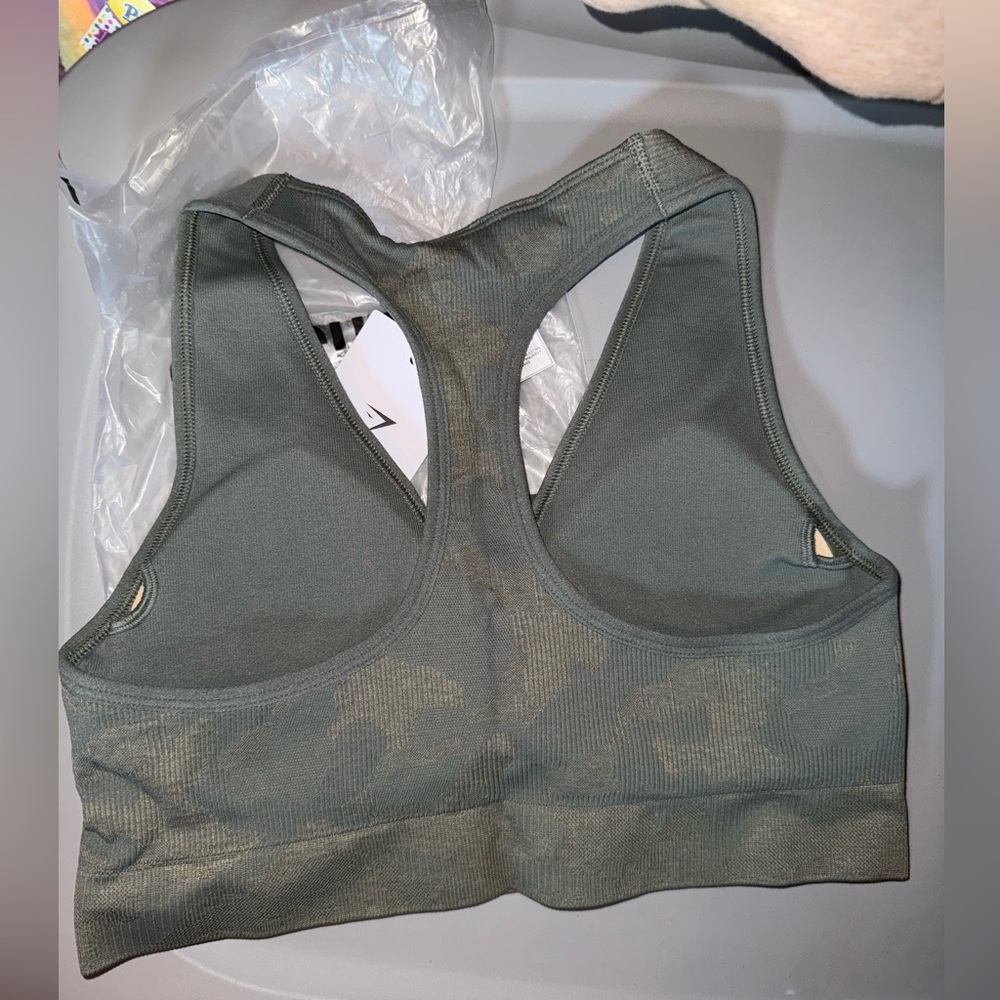 Gymshark Adapt Camo Seamless Bra NWT - Picture 2 of 2